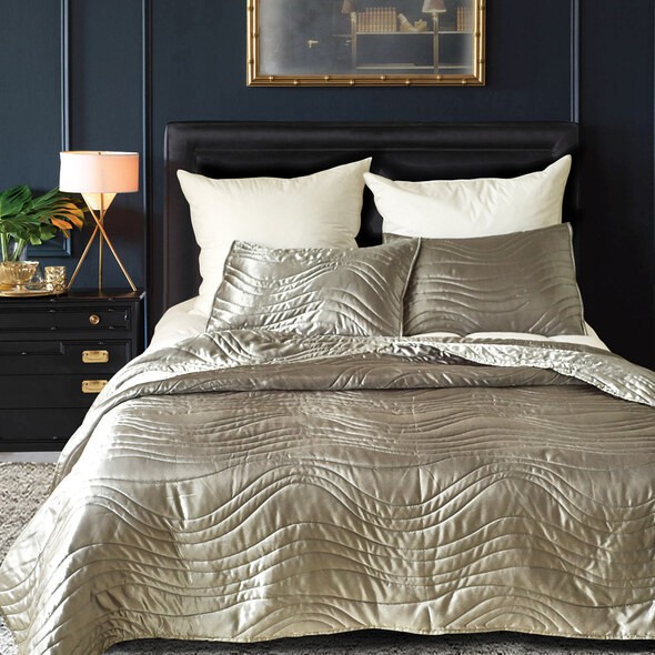Cream Satin quilted bedspreads